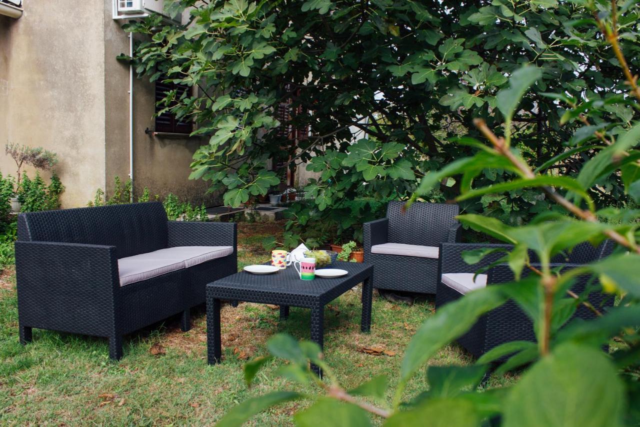 Twin Oaks Apartamento Šišan Exterior foto